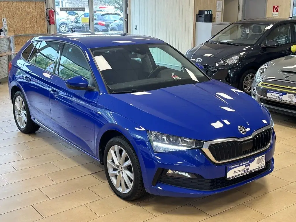 Photo 1 : Skoda Scala 2022 Essence