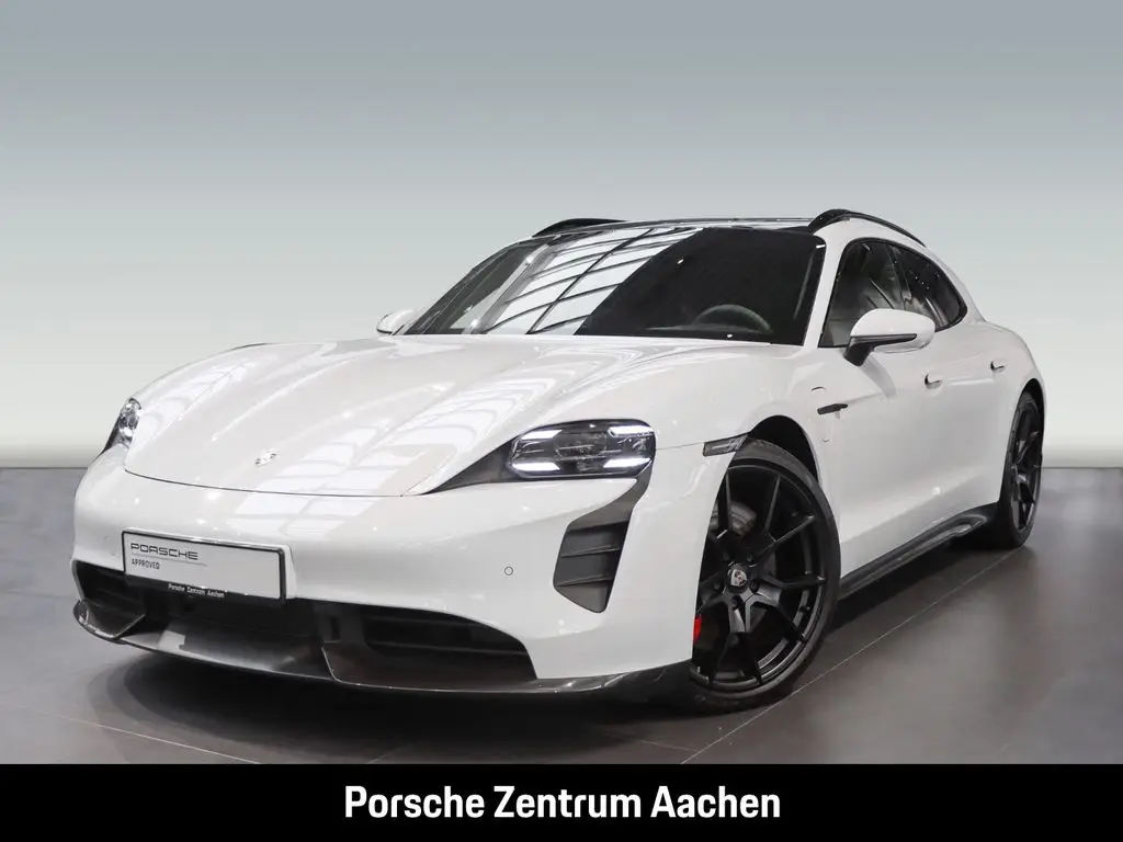 Photo 1 : Porsche Taycan 2022 Non renseigné