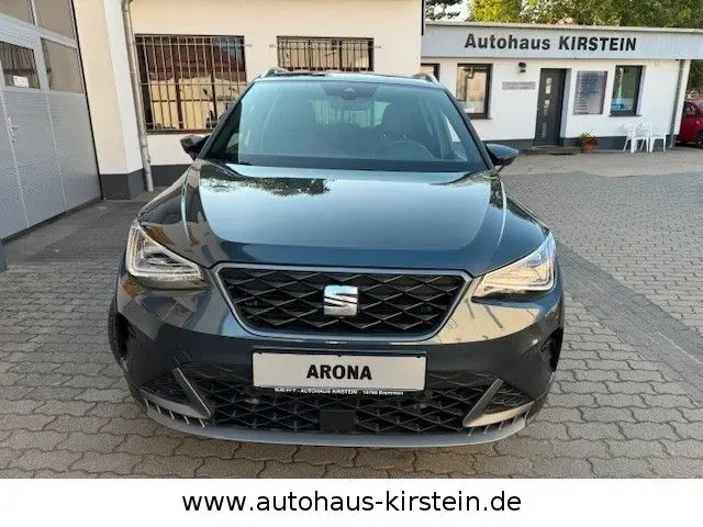 Photo 1 : Seat Arona 2023 Petrol