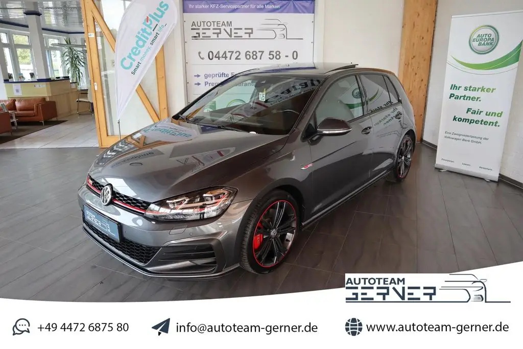 Photo 1 : Volkswagen Golf 2020 Petrol