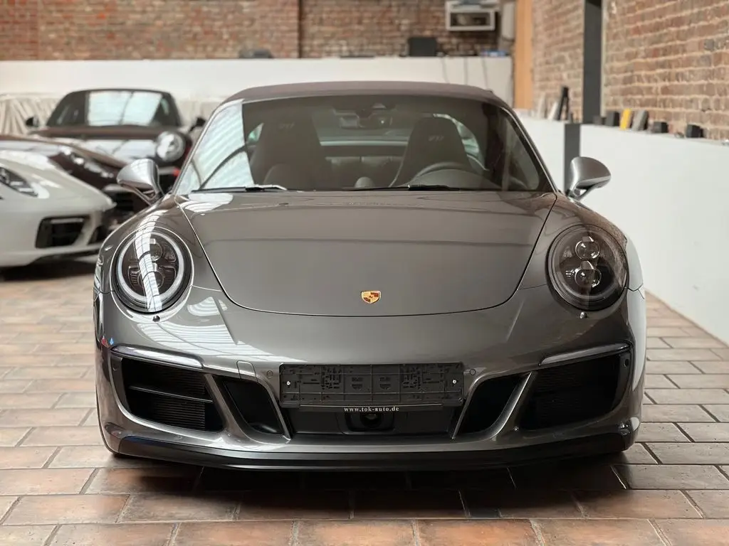 Photo 1 : Porsche 991 2019 Petrol