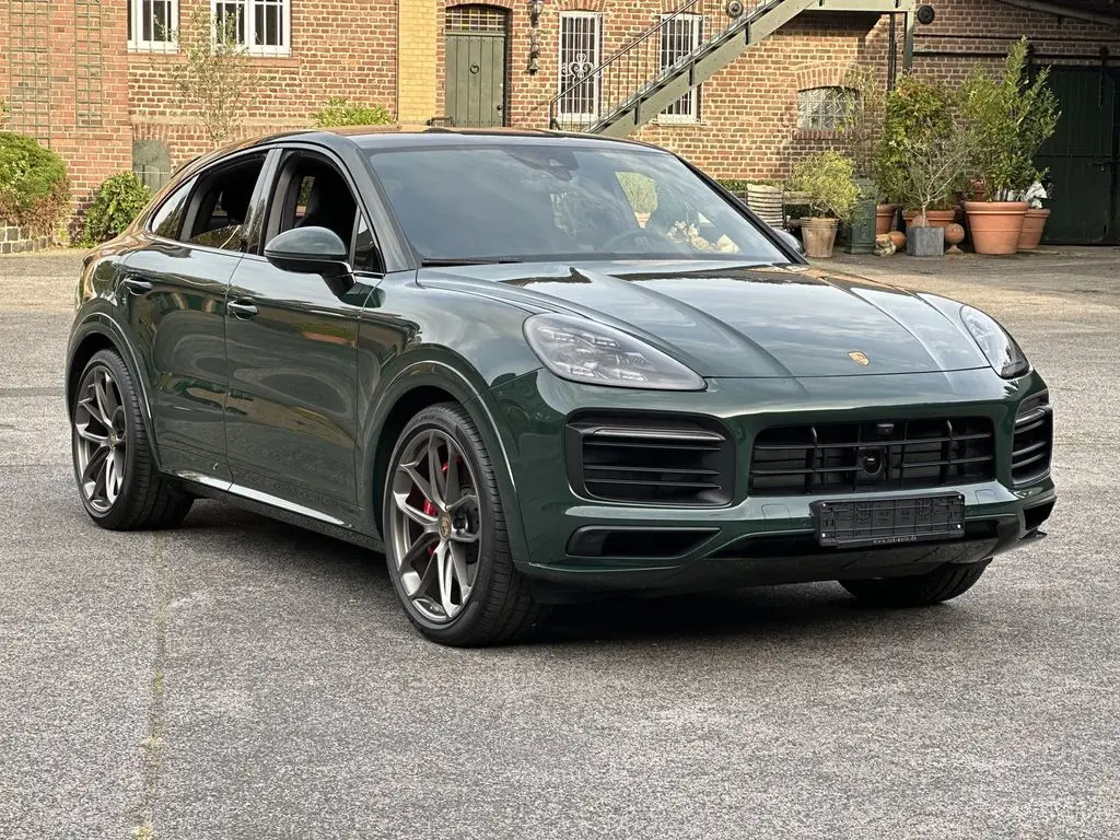 Photo 1 : Porsche Cayenne 2022 Essence