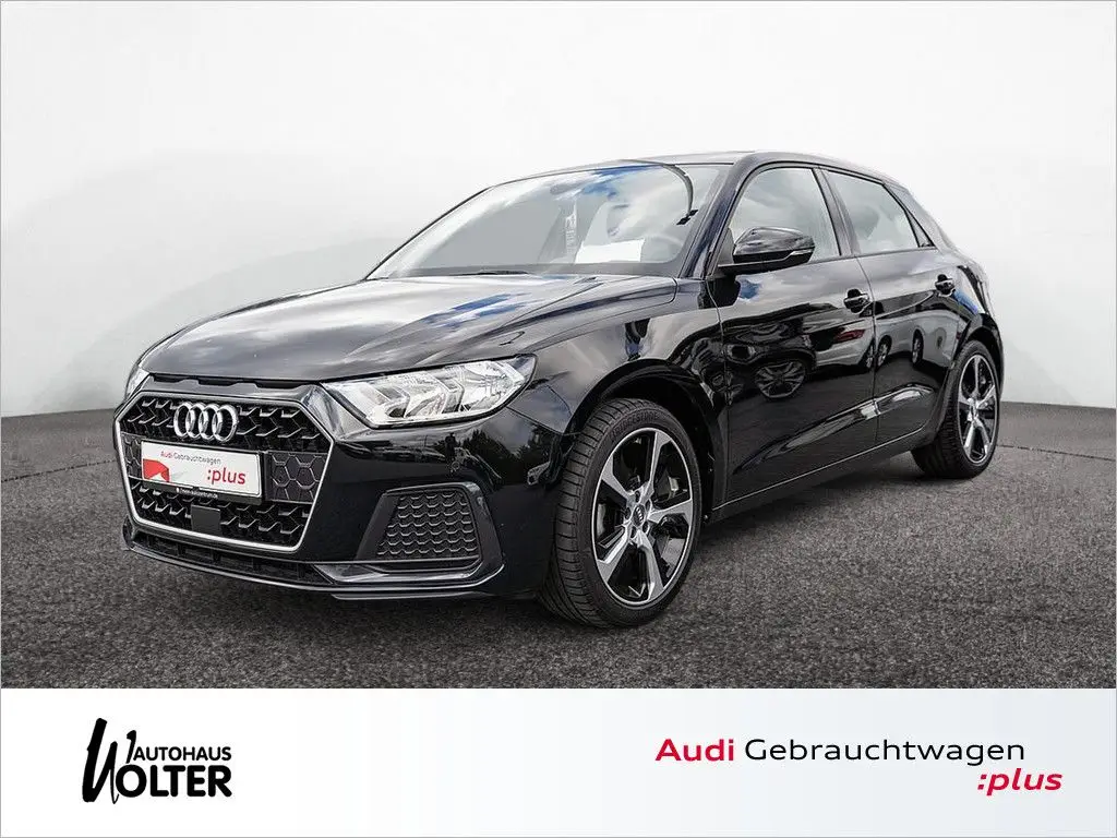 Photo 1 : Audi A1 2019 Essence