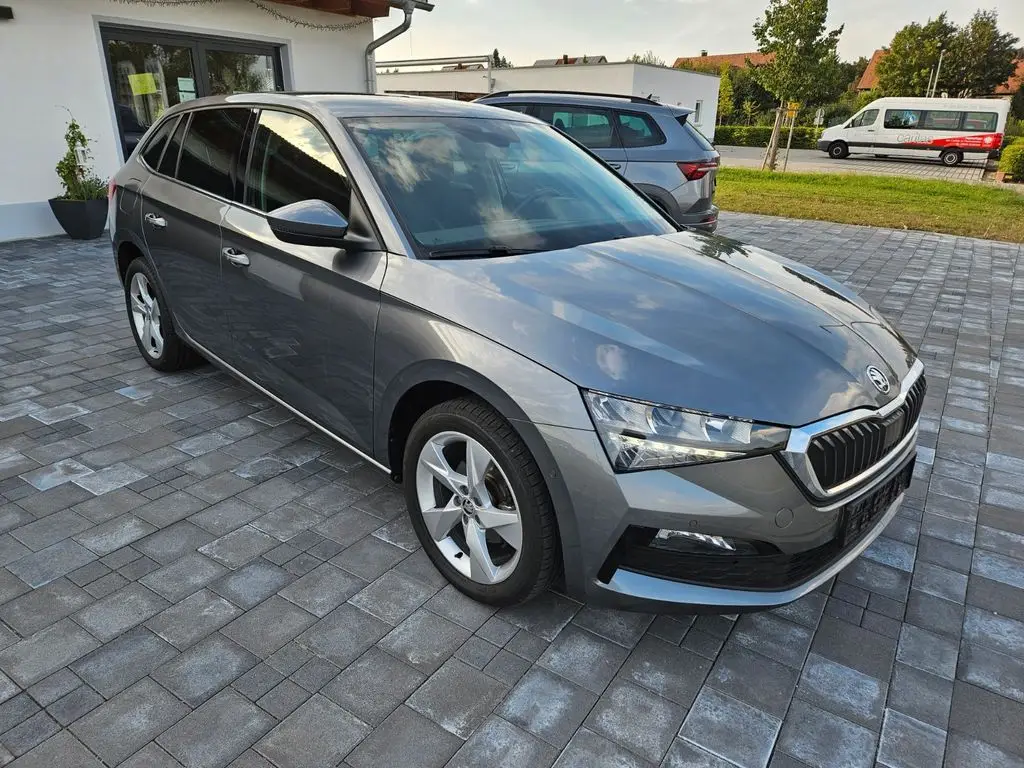 Photo 1 : Skoda Scala 2023 Petrol