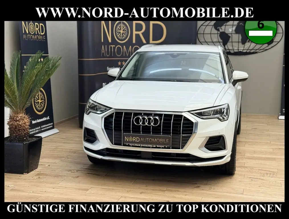 Photo 1 : Audi Q3 2019 Petrol