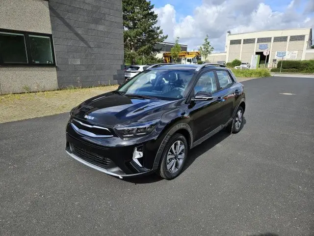 Photo 1 : Kia Stonic 2024 Essence