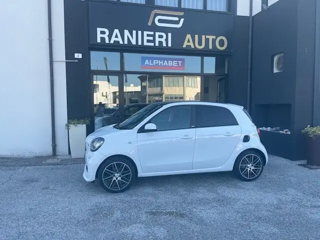 Photo 1 : Smart Forfour 2017 Petrol