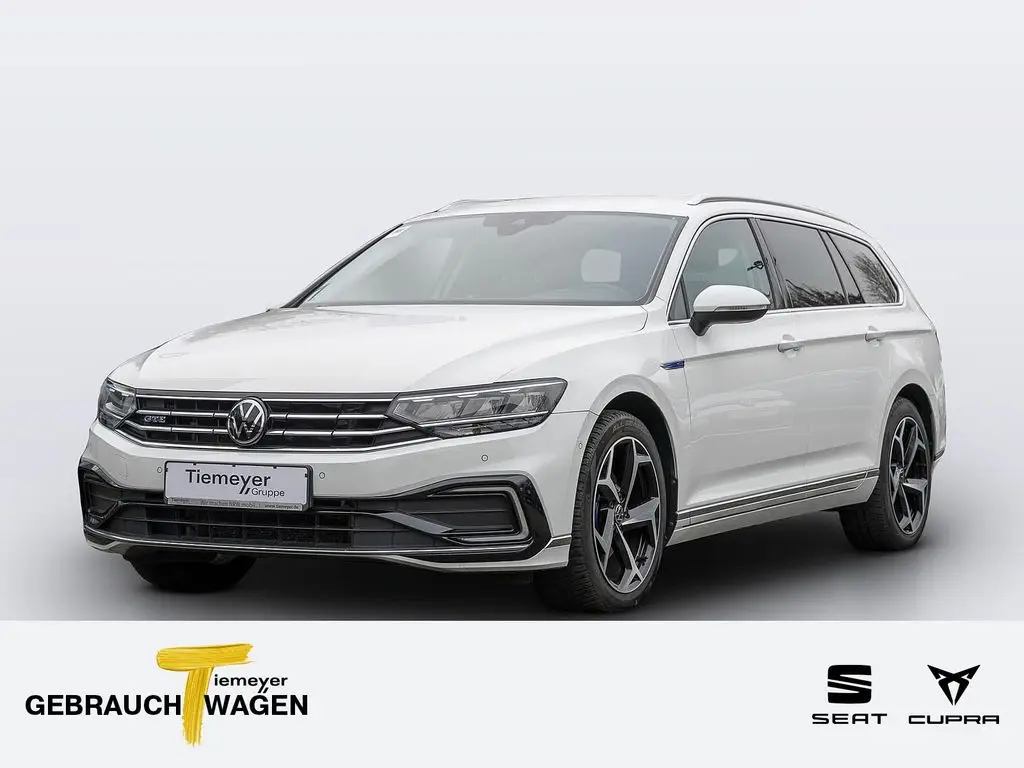 Photo 1 : Volkswagen Passat 2021 Hybride