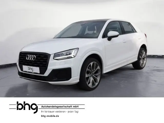 Photo 1 : Audi Q2 2017 Petrol