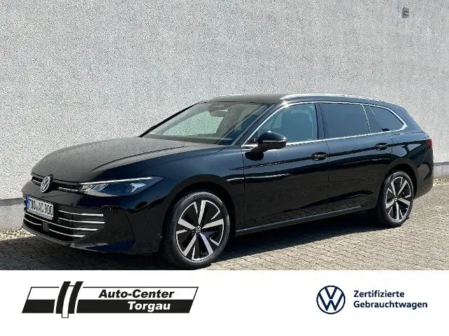 Photo 1 : Volkswagen Passat 2024 Essence