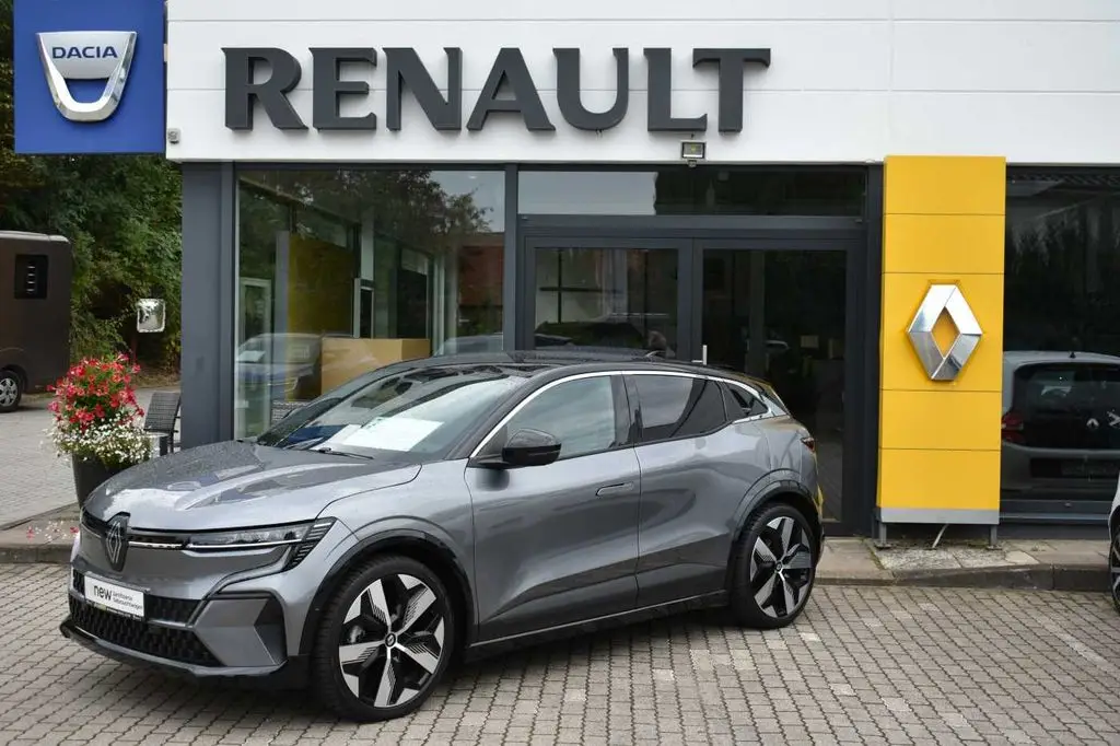 Photo 1 : Renault Megane 2022 Non renseigné