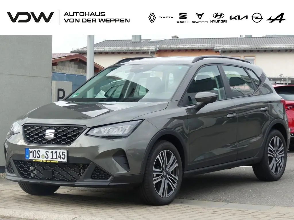 Photo 1 : Seat Arona 2024 Essence