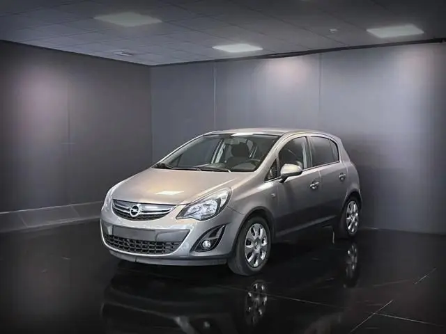 Photo 1 : Opel Corsa 2014 Petrol