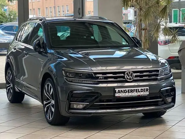 Photo 1 : Volkswagen Tiguan 2020 Essence