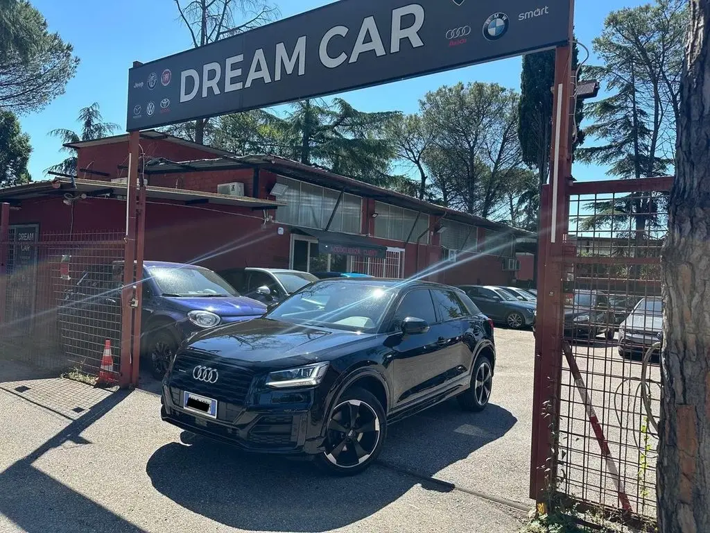 Photo 1 : Audi Q2 2018 Diesel