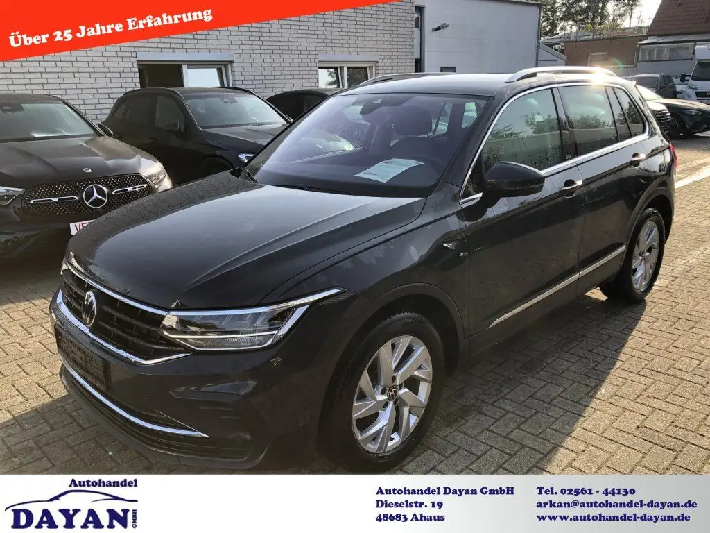 Photo 1 : Volkswagen Tiguan 2023 Petrol