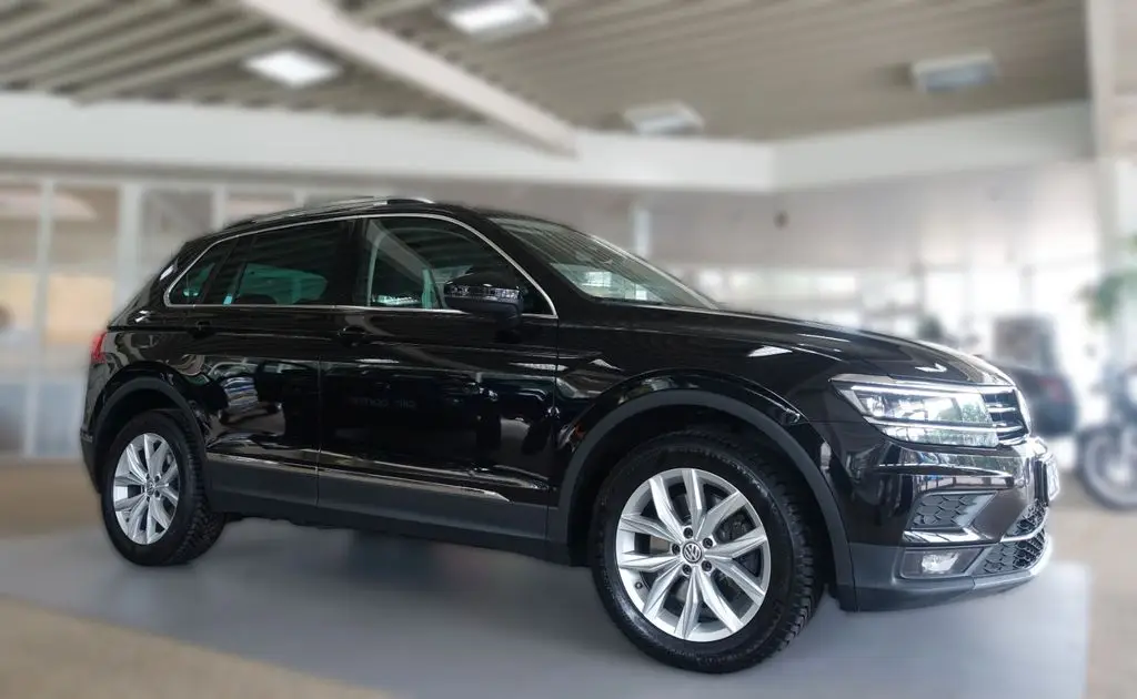 Photo 1 : Volkswagen Tiguan 2017 Essence