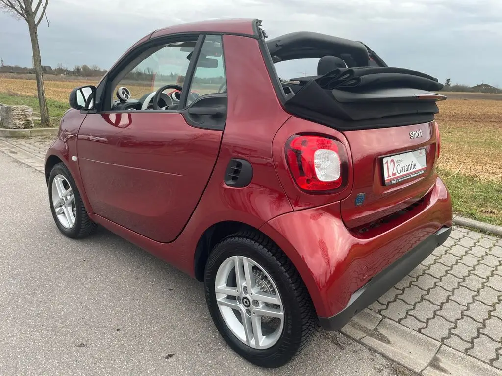 Photo 1 : Smart Fortwo 2020 Non renseigné