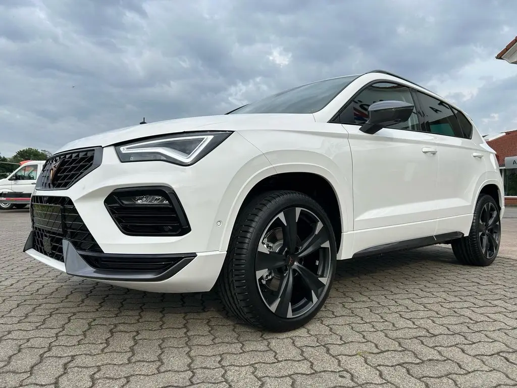 Photo 1 : Cupra Ateca 2024 Petrol