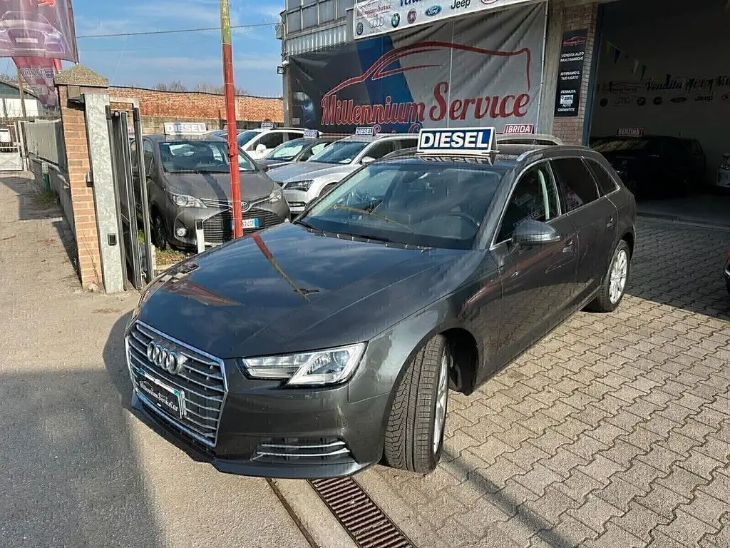 Photo 1 : Audi A4 2017 Diesel