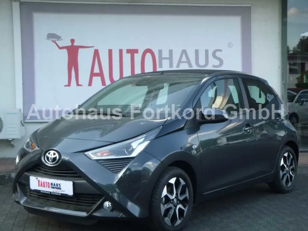 Photo 1 : Toyota Aygo X 2019 Petrol