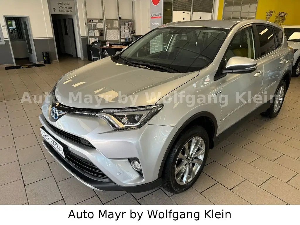 Photo 1 : Toyota Rav4 2016 Hybride