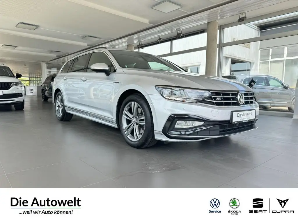 Photo 1 : Volkswagen Passat 2020 Diesel