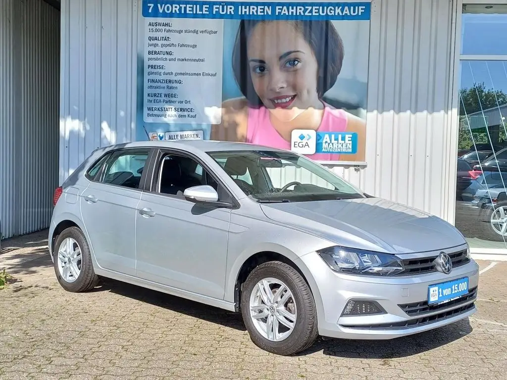 Photo 1 : Volkswagen Polo 2018 Essence