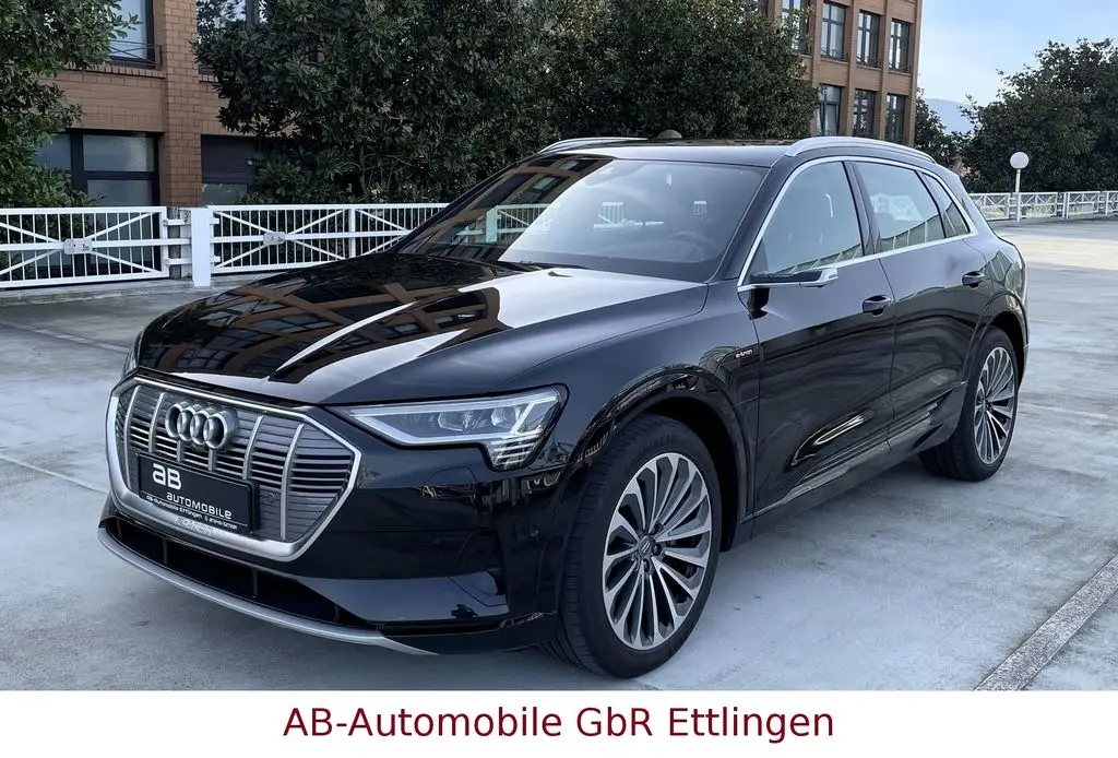 Photo 1 : Audi E-tron 2020 Not specified