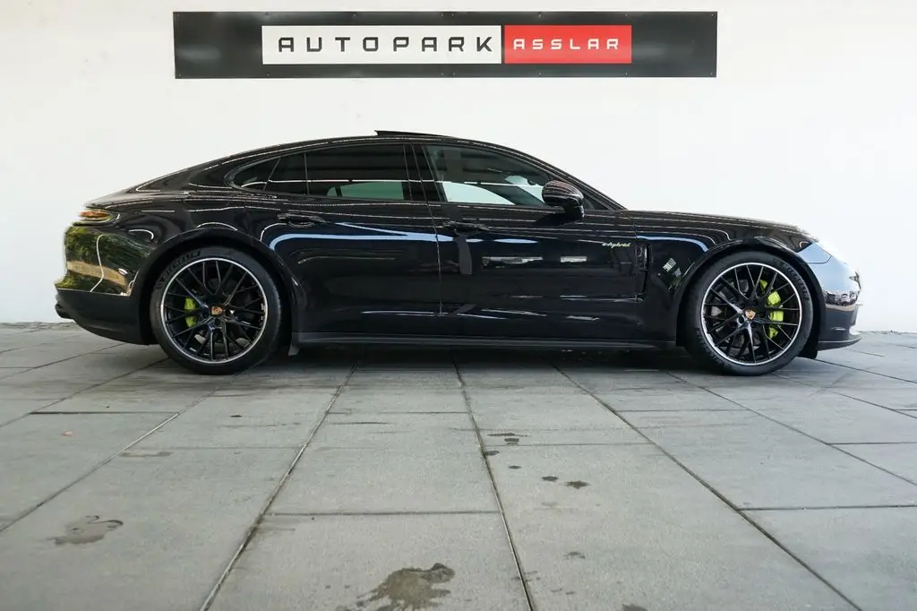 Photo 1 : Porsche Panamera 2020 Hybrid