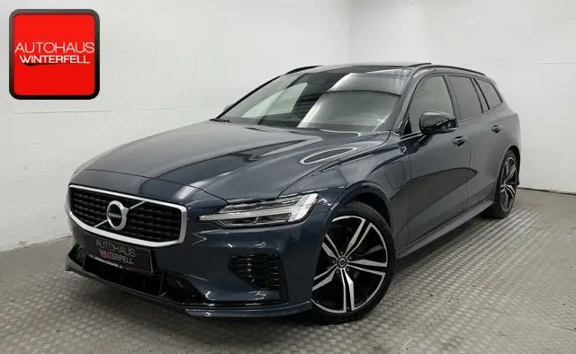 Photo 1 : Volvo V60 2020 Essence