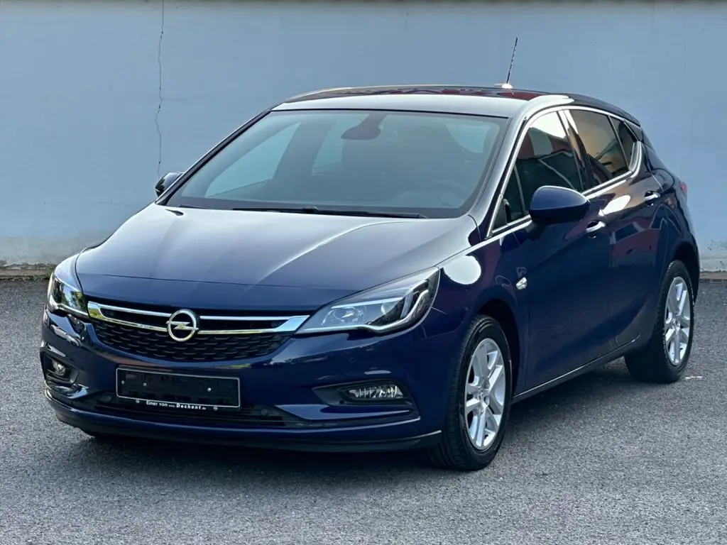 Photo 1 : Opel Astra 2016 Petrol