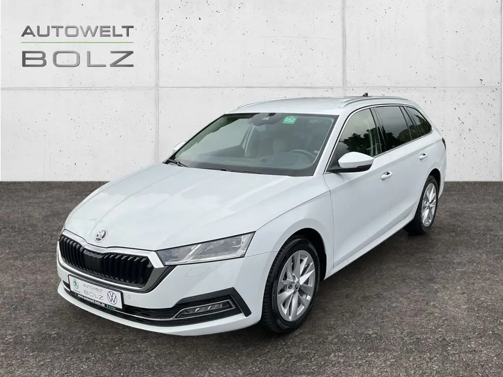 Photo 1 : Skoda Octavia 2023 Diesel