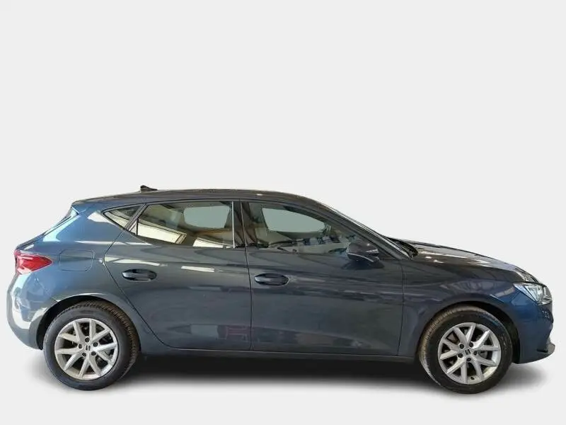 Photo 1 : Seat Leon 2022 Essence