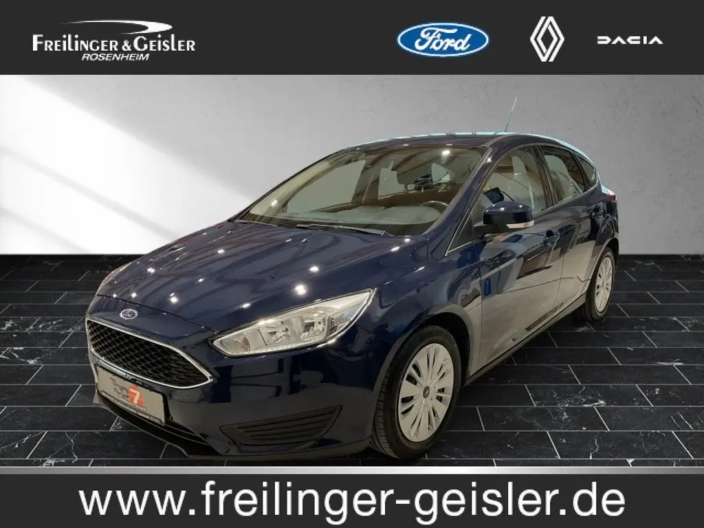 Photo 1 : Ford Focus 2015 Petrol