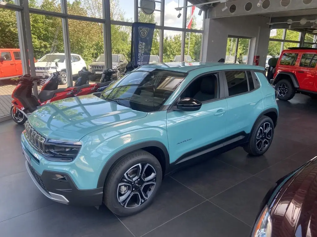 Photo 1 : Jeep Avenger 2023 Non renseigné