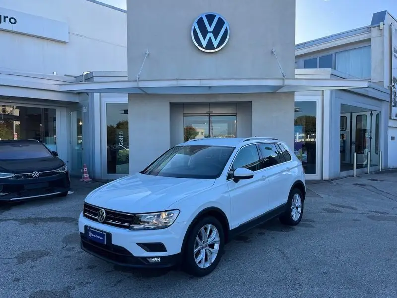 Photo 1 : Volkswagen Tiguan 2018 Petrol