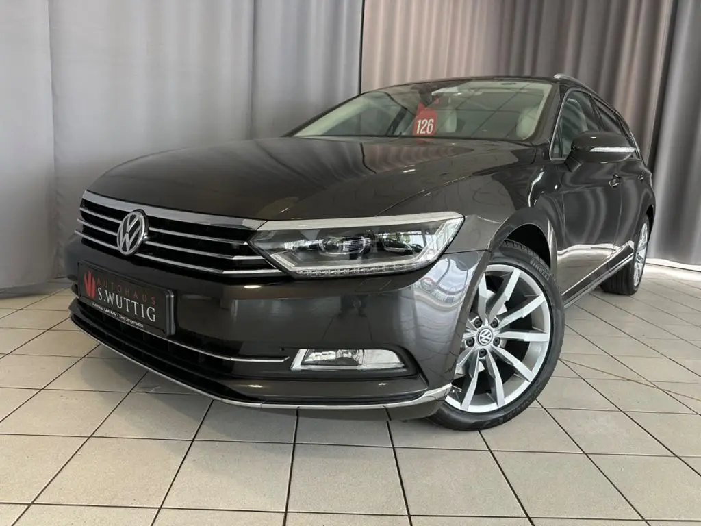 Photo 1 : Volkswagen Passat 2019 Diesel