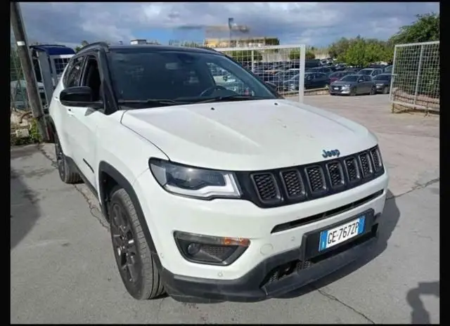 Photo 1 : Jeep Compass 2021 Hybride