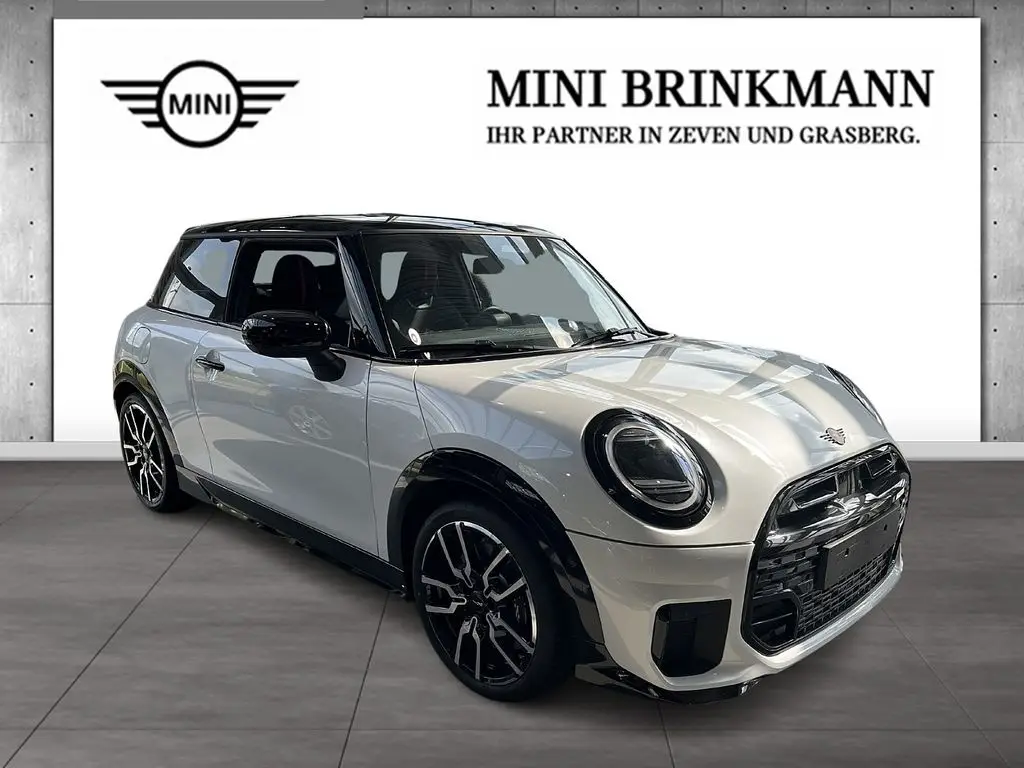 Photo 1 : Mini Cooper 2024 Petrol