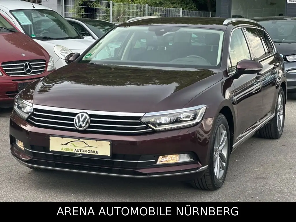 Photo 1 : Volkswagen Passat 2015 Petrol