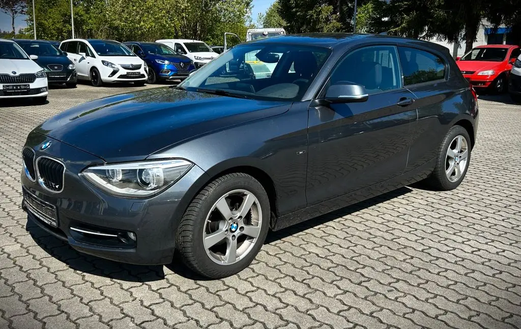 Photo 1 : Bmw Serie 1 2014 Petrol