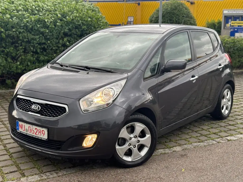 Photo 1 : Kia Venga 2014 Diesel