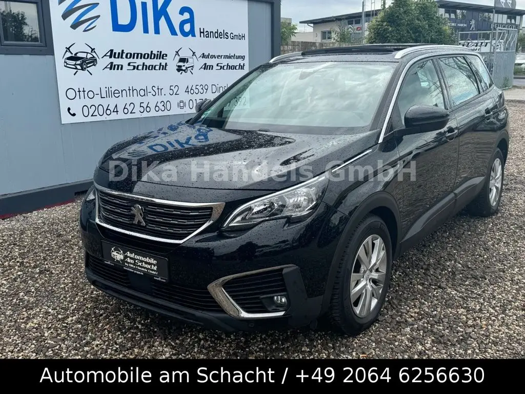 Photo 1 : Peugeot 5008 2020 Petrol