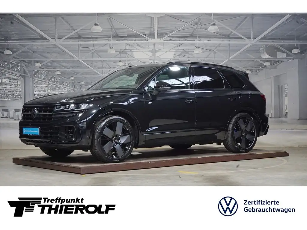 Photo 1 : Volkswagen Touareg 2024 Hybride