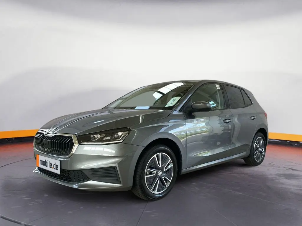 Photo 1 : Skoda Fabia 2023 Petrol