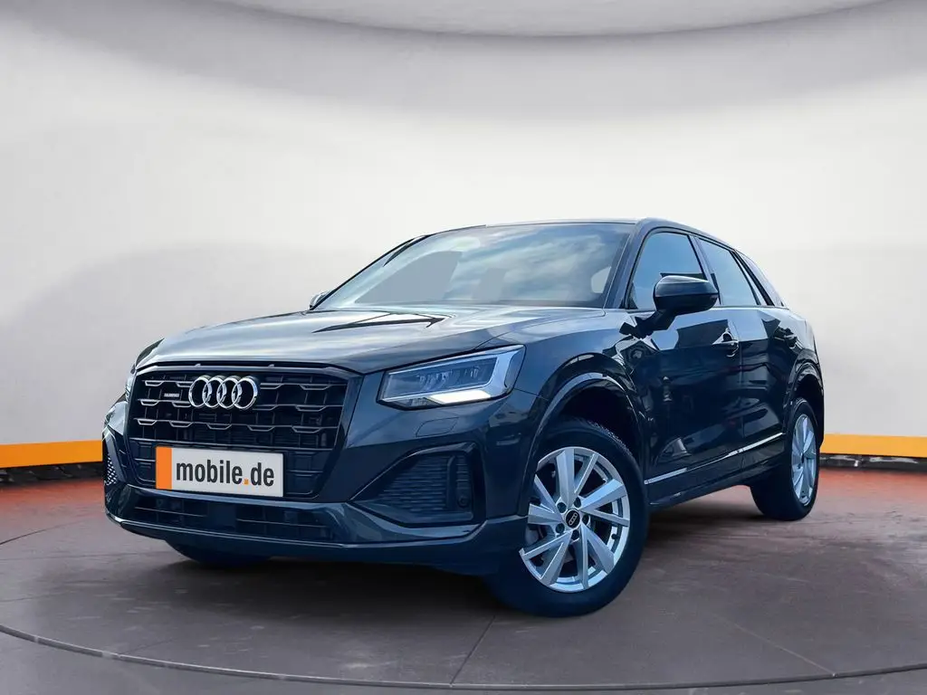 Photo 1 : Audi Q2 2023 Petrol