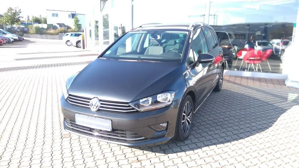 Photo 1 : Volkswagen Golf 2016 Petrol