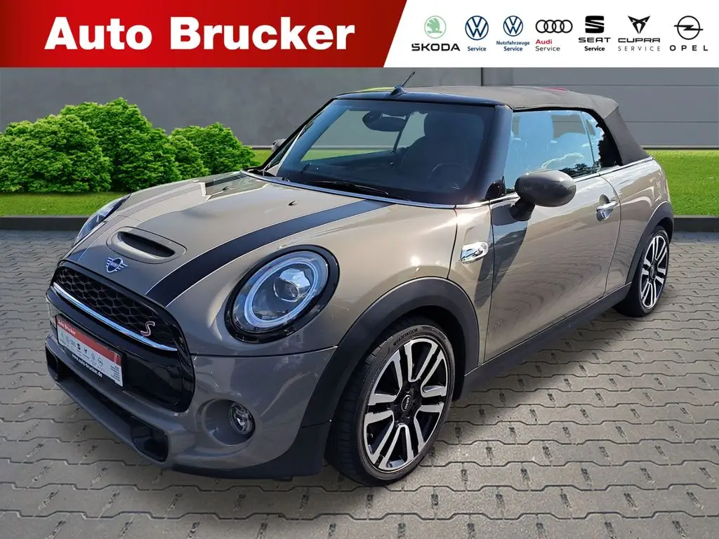 Photo 1 : Mini Cooper 2020 Petrol