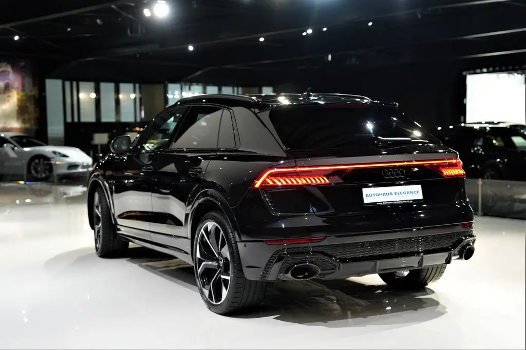 Photo 1 : Audi Rsq8 2021 Petrol